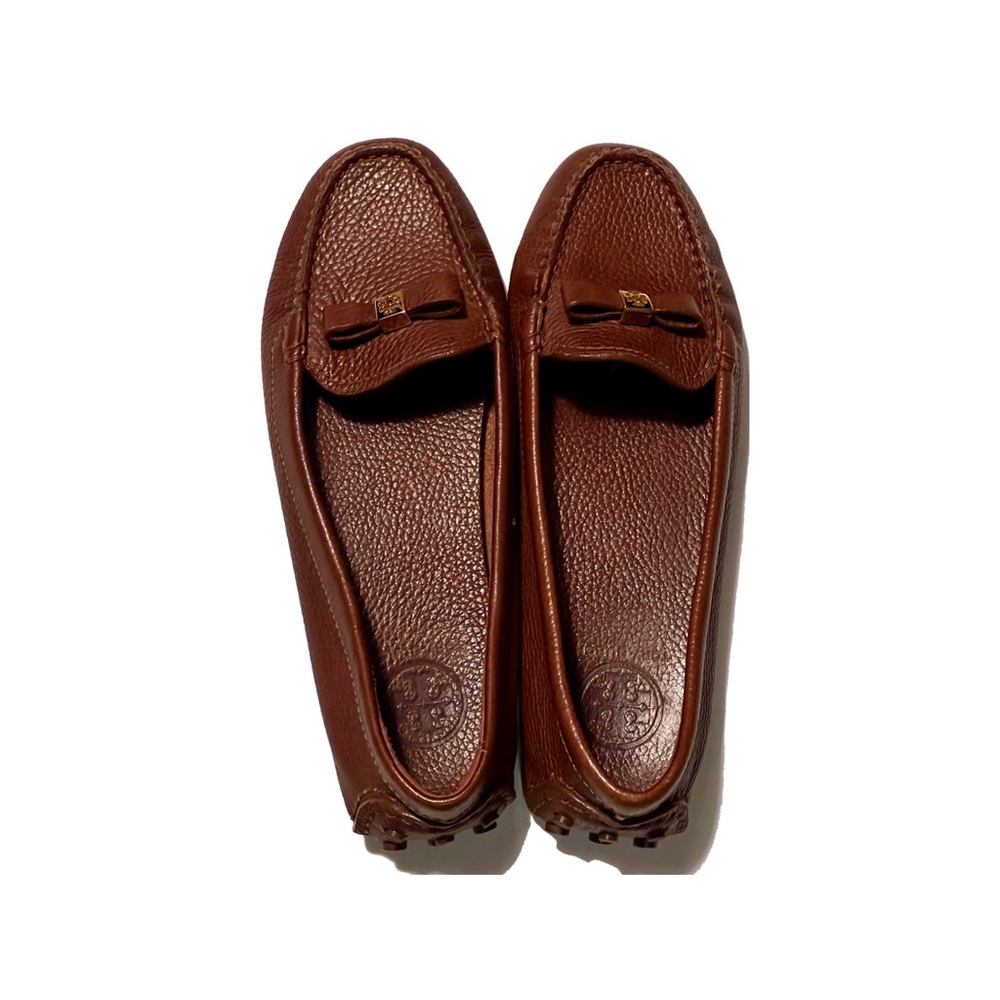 Tory Burch Loafers, EUC, Tan